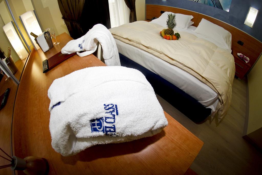Best Western Hotel Class Lamezia Lamezia Terme Δωμάτιο φωτογραφία
