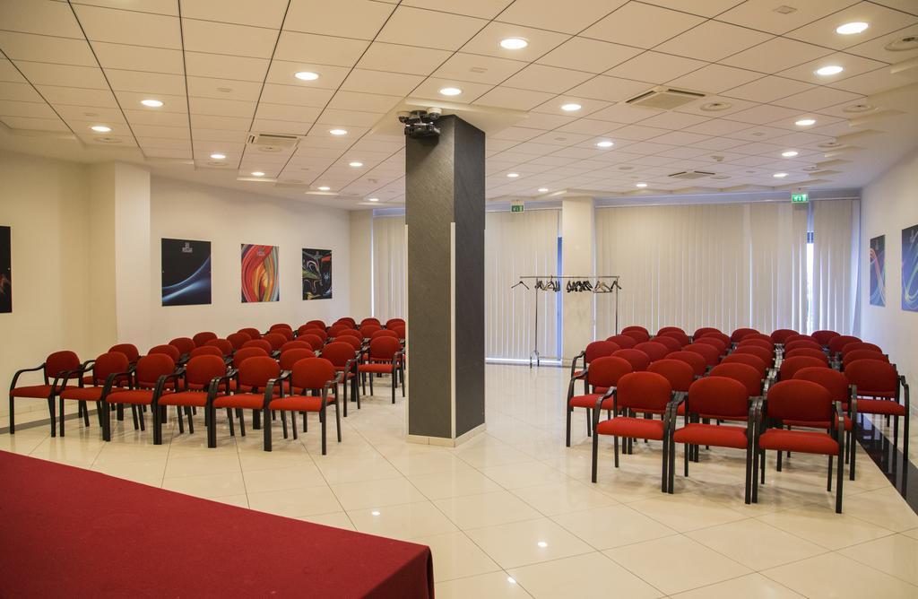 Best Western Hotel Class Lamezia Lamezia Terme Εξωτερικό φωτογραφία