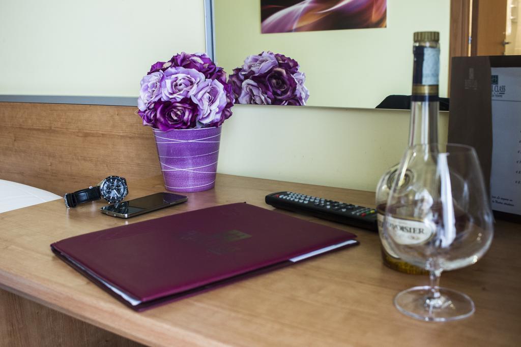 Best Western Hotel Class Lamezia Lamezia Terme Εξωτερικό φωτογραφία